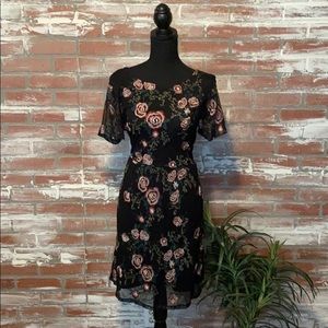 Black embroidered dress❤️